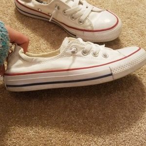 White converse slip on's